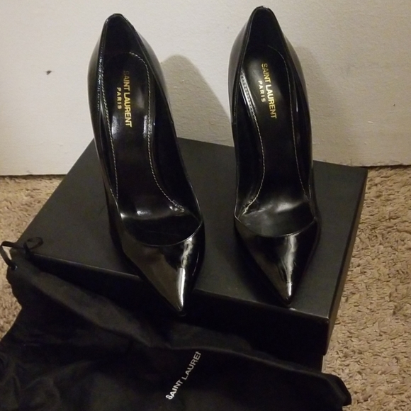 Selling - Picture 4 of 4